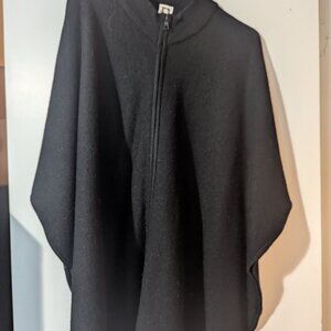 NWOT: Anne Klein Wool Zippered Cape